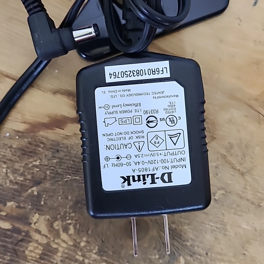 D-Link Router Model DIR-615 - Picture 3 of 9